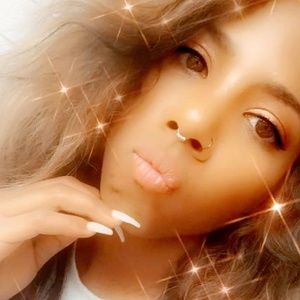 Meet your Posher, Janay